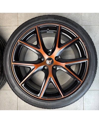 LLANTAS CUPRA ATECA ORIGINALES A REESTRENO CON NEUMÁTICOS