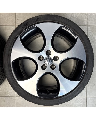 LLANTAS VW POLO DETROIT 17 ORIGINALES Y NEUMÁTICOS