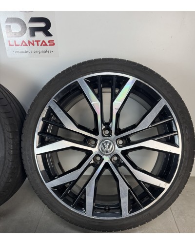 LLANTAS VW SANTIAGO 19 ORIGINALES CON NEUMÁTICOS