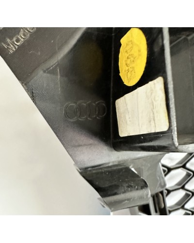 PARRILLA PARAGOLPES DELANTERO RS4 8K ORIGINAL