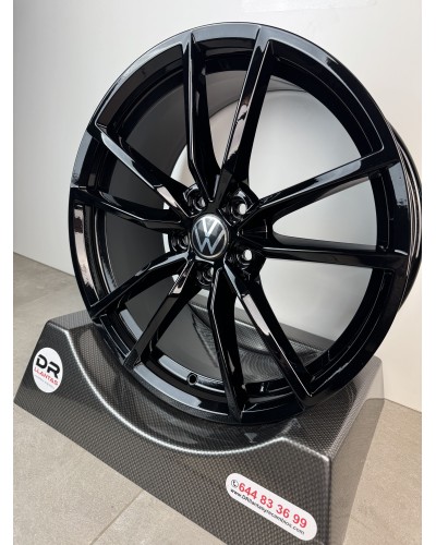 LLANTA VOLKSWAGEN PRETORIA 19” ORIGINAL A REESTRENO COLOR NEGRO