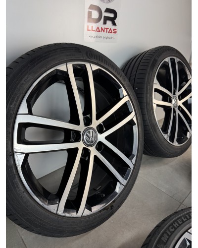LLANTAS VOLKSWAGEN NOGARO ORIGINALES CON NEUMÁTICOS
