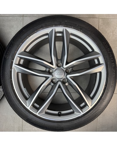 LLANTAS AUDI COMPETITION 20” ORIGINALES CON NEUMÁTICOS